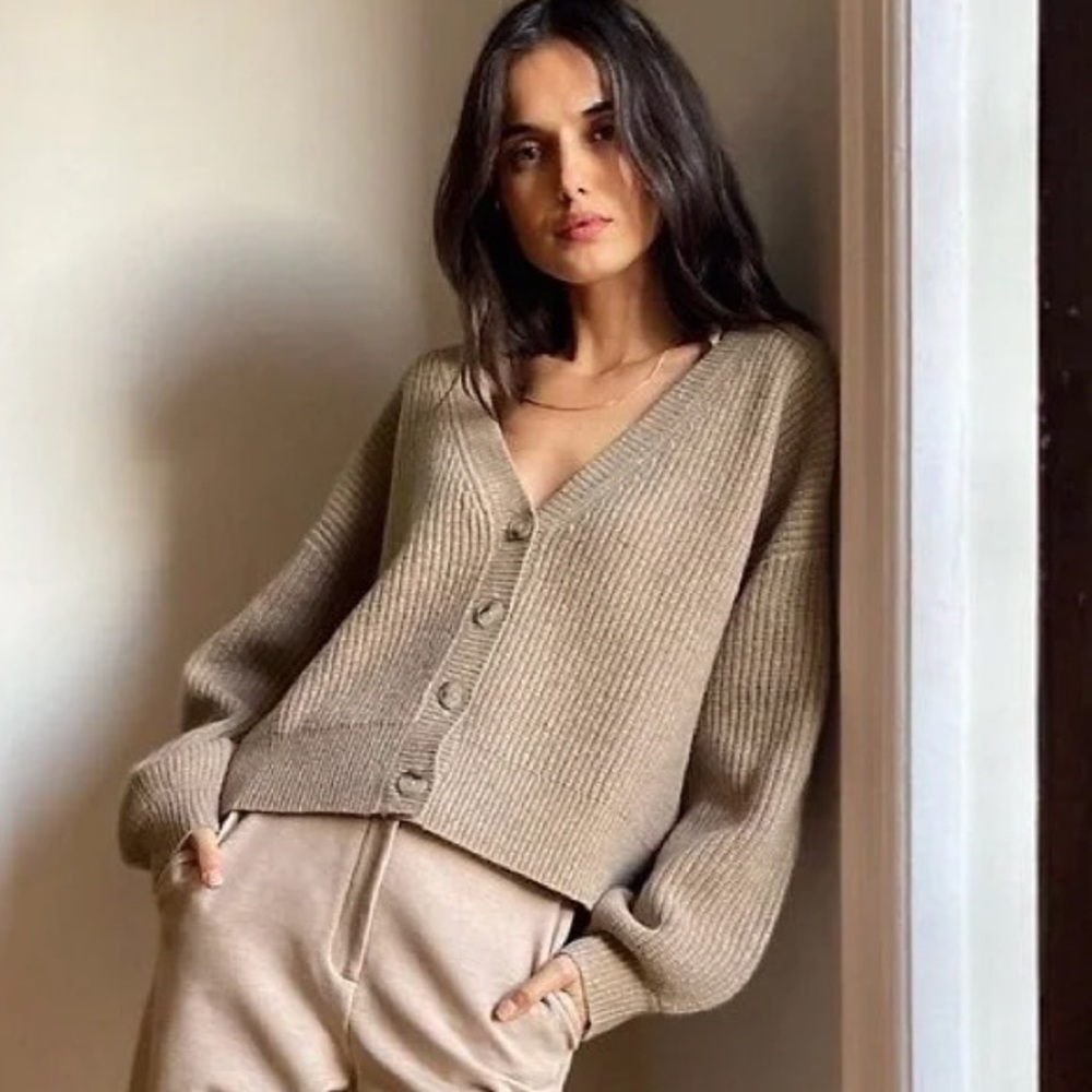 Aritzia Babaton Lagoon Cardigan